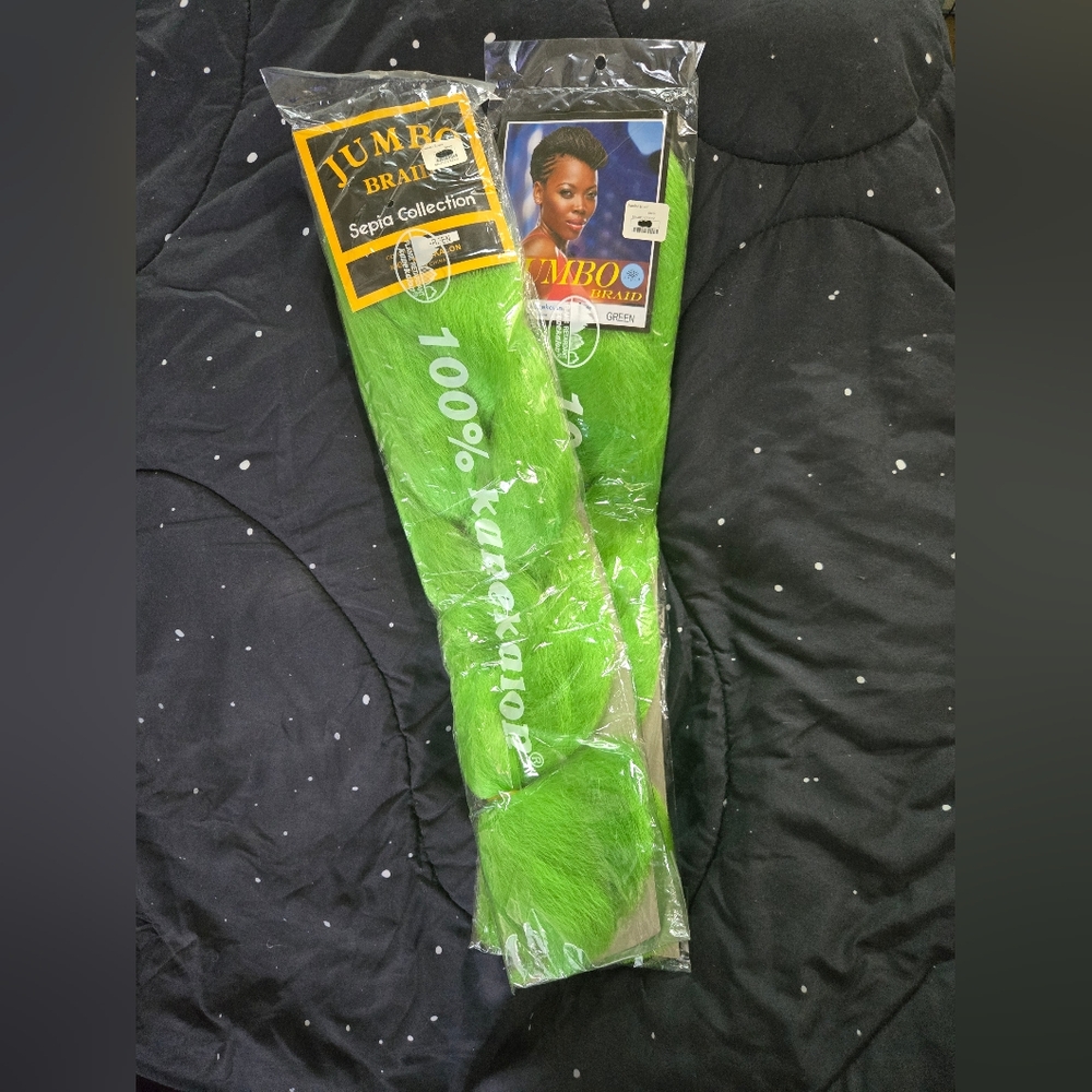 NIP Sepia Jumbo Braid Hair Extension In Green 2ct